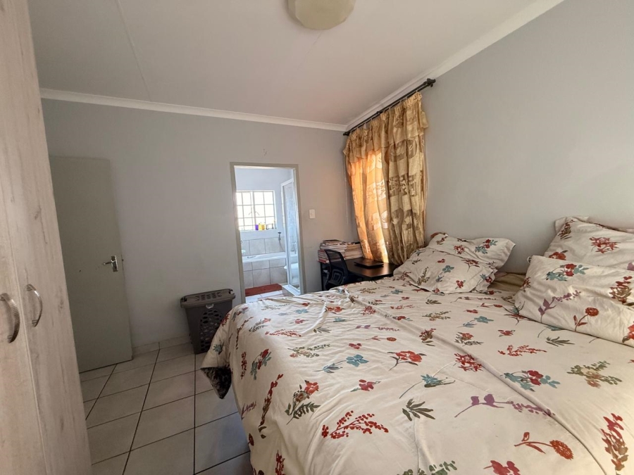 3 Bedroom Property for Sale in Waterkloof East North West